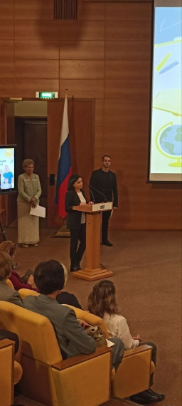 Надежда Алексеевна Щепкина и Наталья Александровна Хныкина, учителя Грибановской школы №3, приняли участие в работе Всероссийской конференции педагогов и организаторов курсов семьеведения в Государственной Думе Российской Федерации!!!.