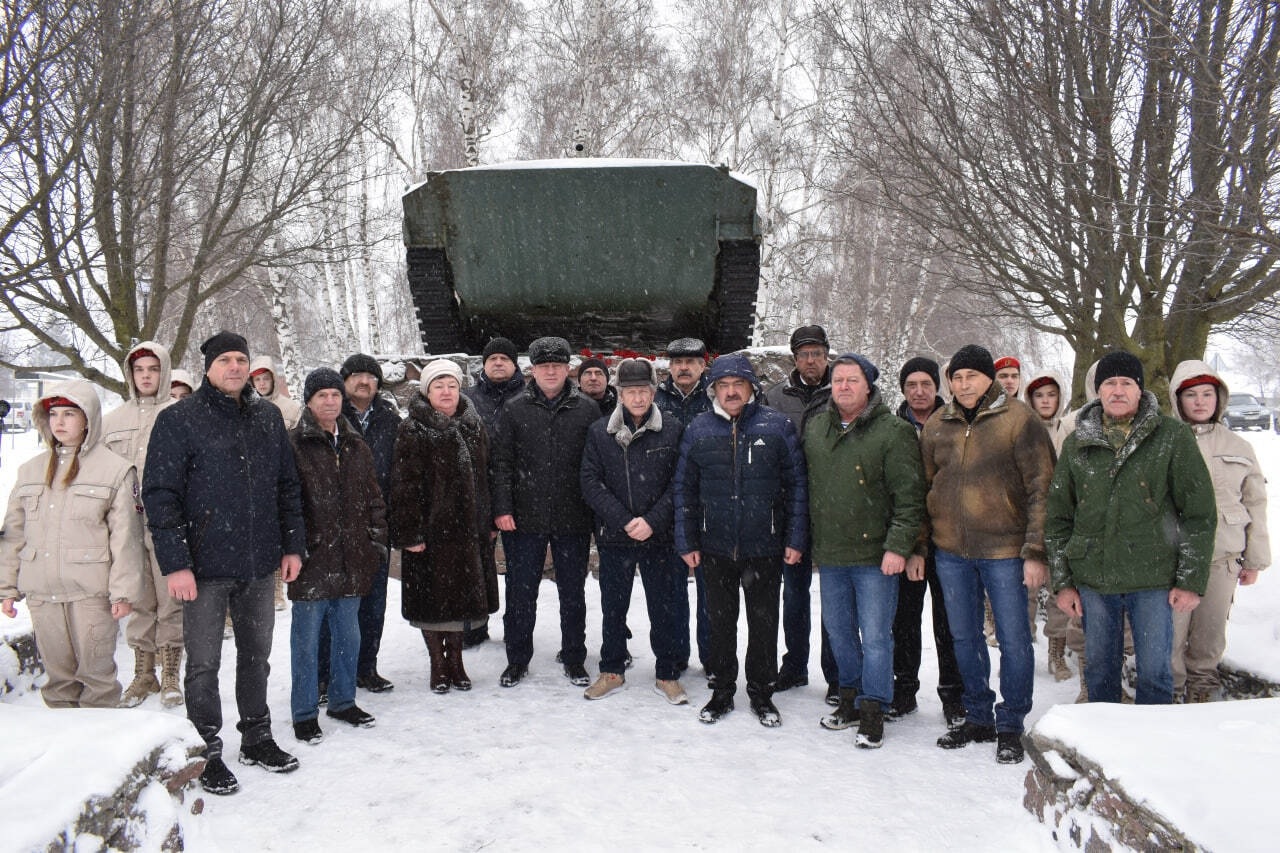 Сегодня, 15 февраля, в Грибановском районе прошло торжественное возложение, посвященное 36-й годовщине вывода советских войск из Афганистана..