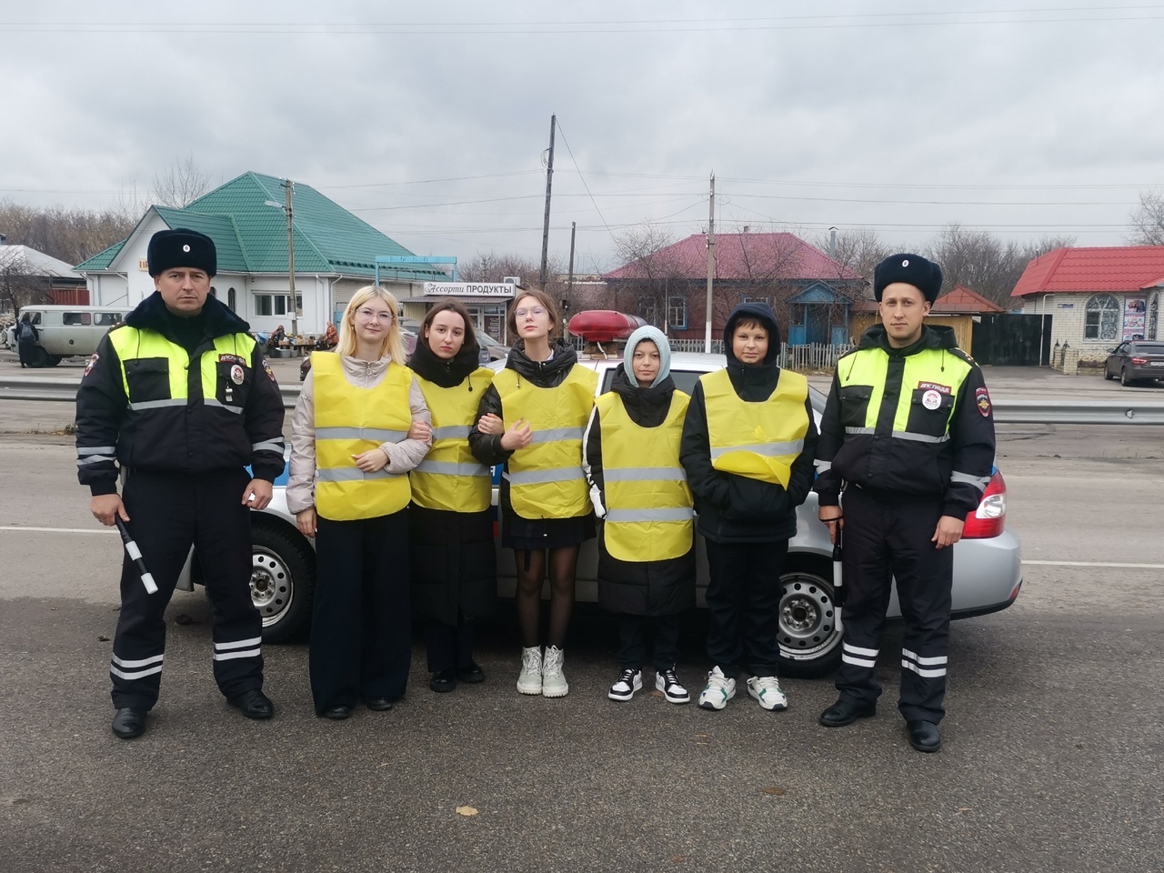 Напомнили о культуре поведения на дороге..